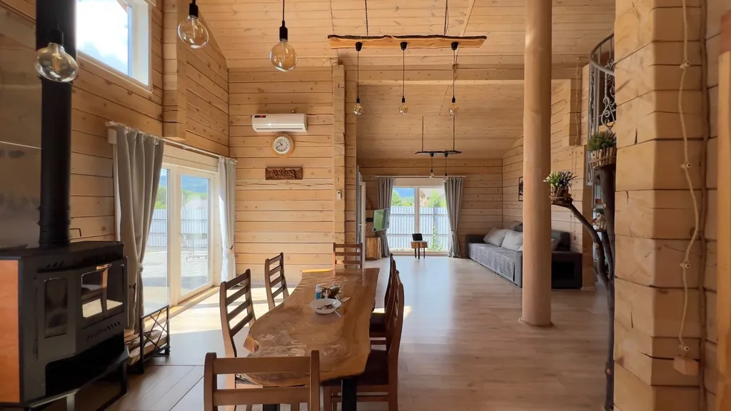 Маленькая кедровая вилла VillasViktoria