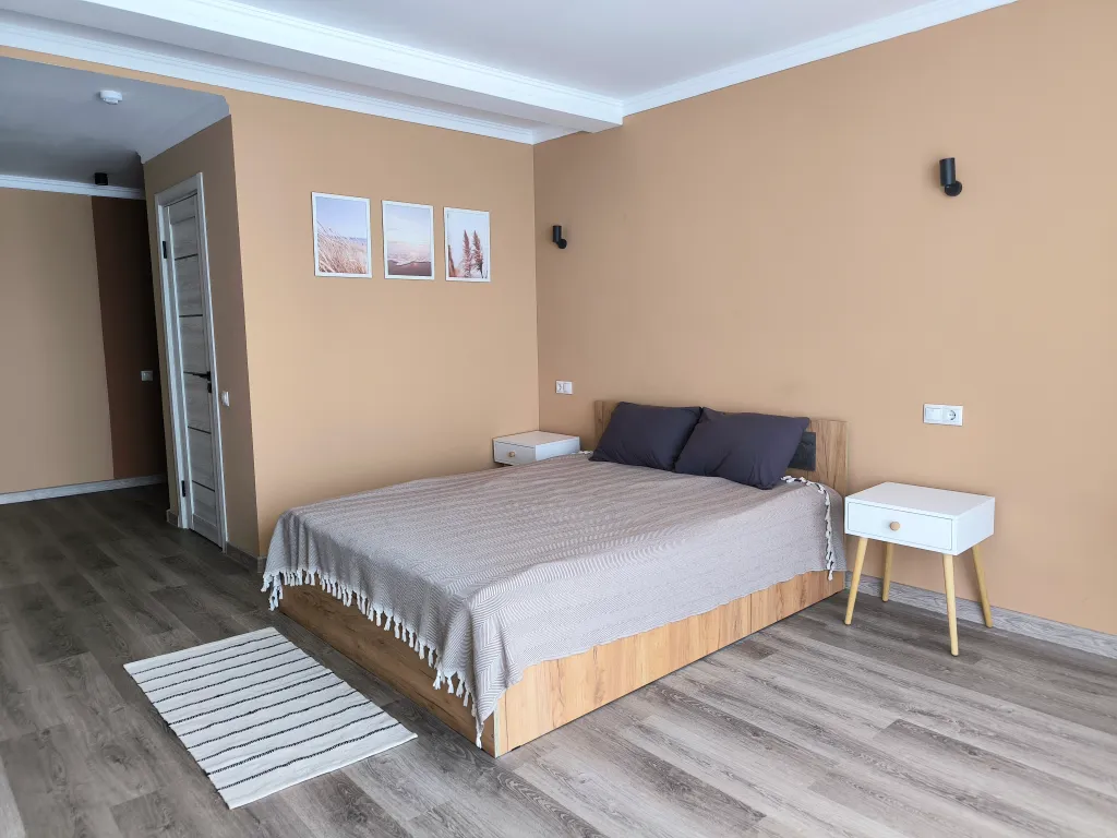 Номер с балконом , видом на реку Волга и гору Арбуга