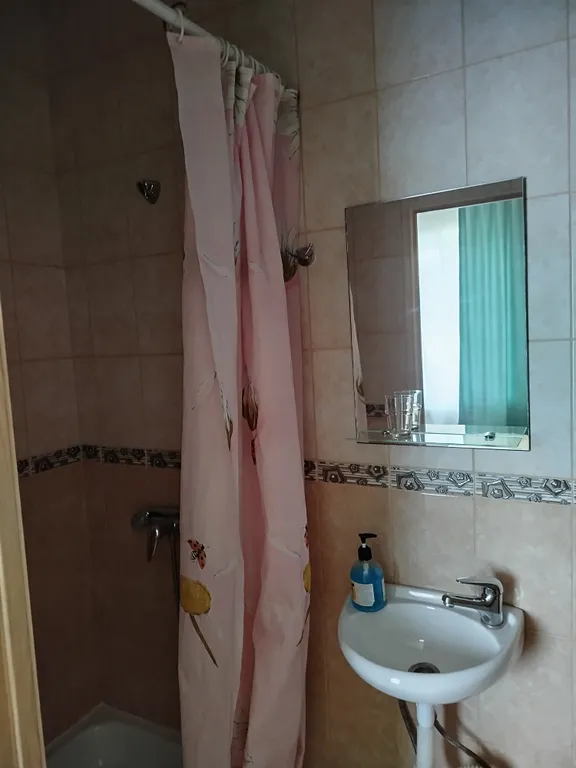 Часть дома рядом с морем