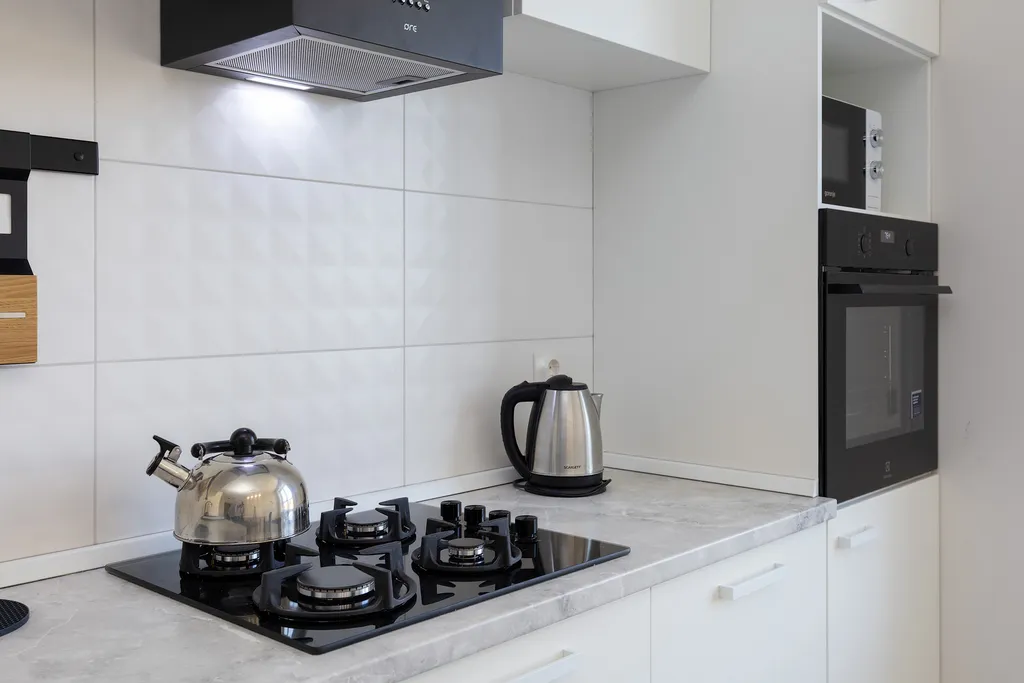 Двухкомнатная квартира у моря в центре Зеленоградска (до пляжа 300 м)