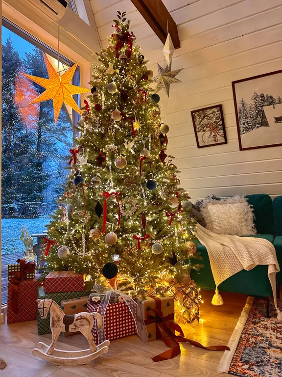 Большой уединенный A-frame в лесу с горячей купелью Фурако