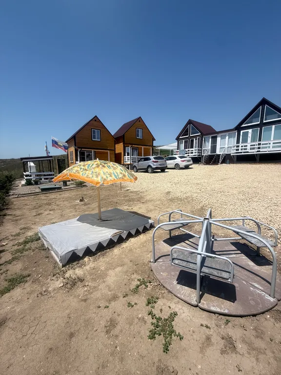 Домик с видом на море