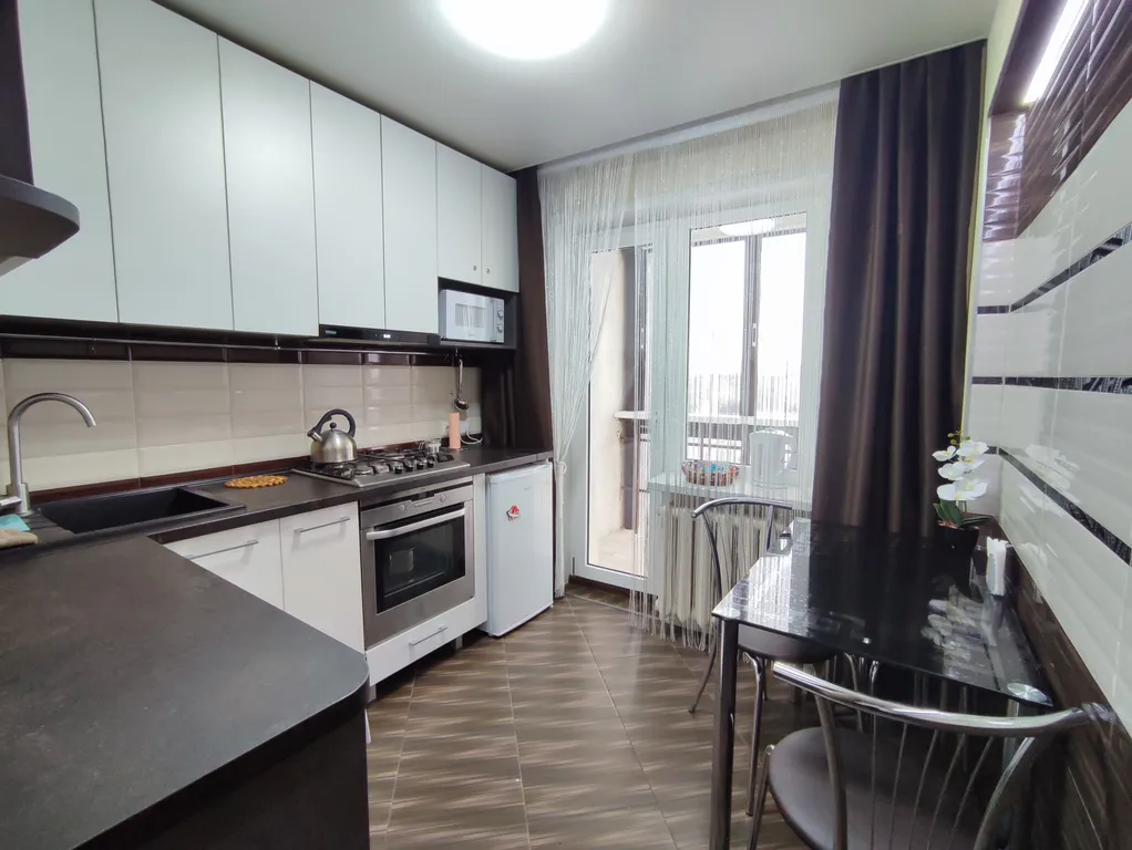 Видовая квартира в самом центре с панорамным видом на Площадь Победы.