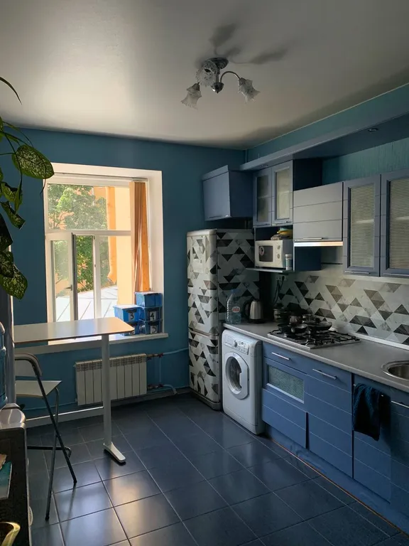 Комната на Большой Конюшенной