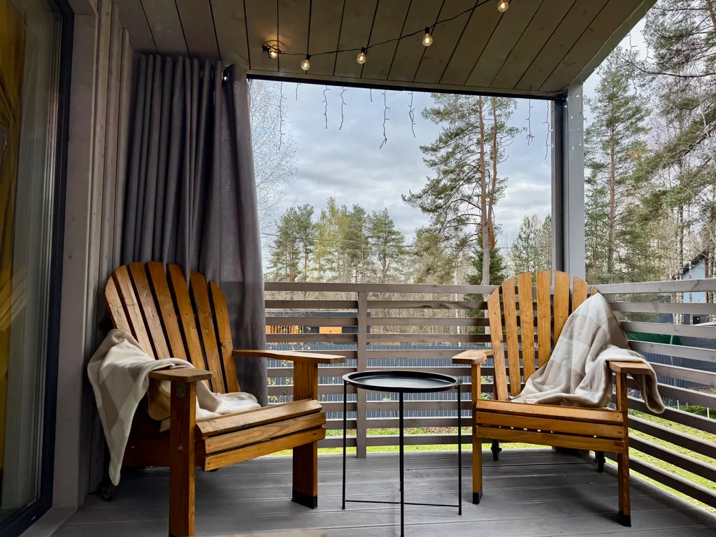 Коттедж Уютный дом с горячей купелью — Стеклянный