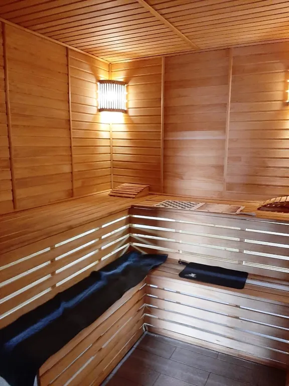 Современный дом с хаммамом и сауной