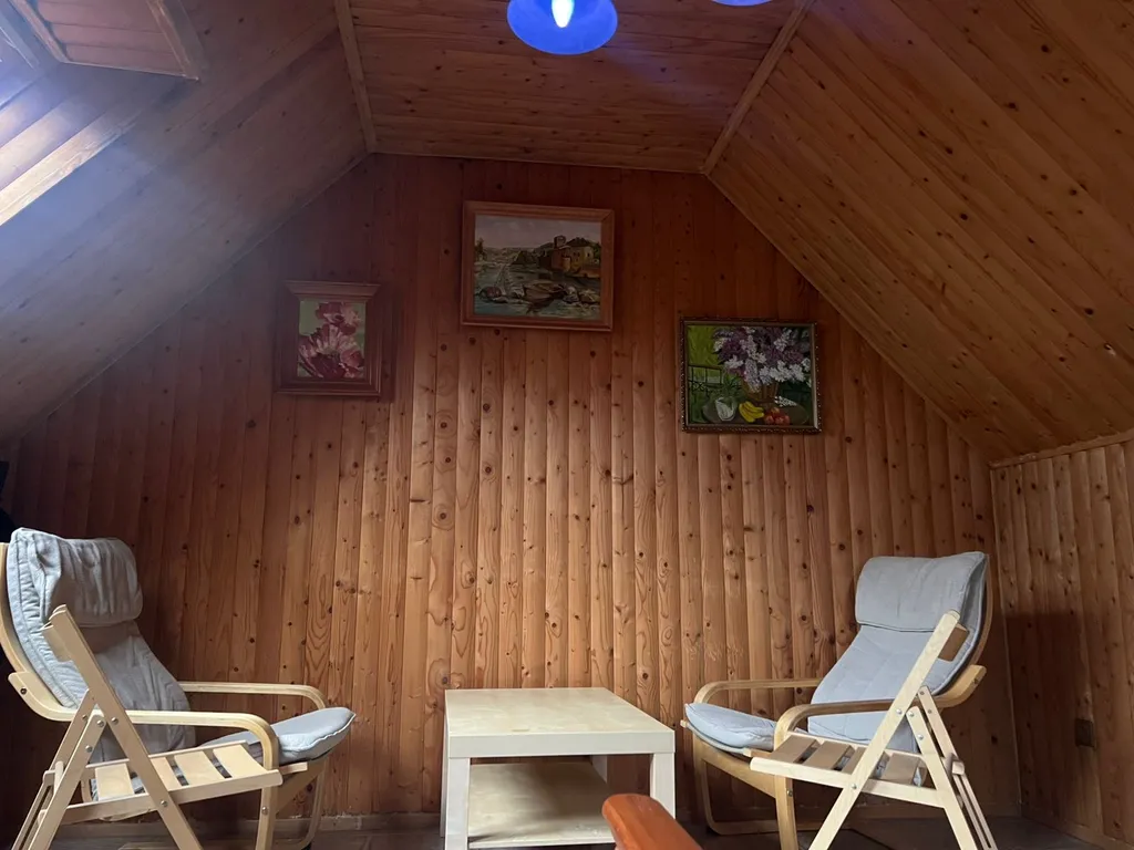 Коттедж у реки