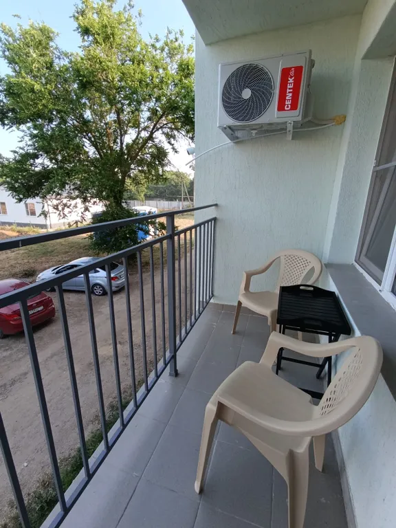 Квартира Квартира Солнечная студия на Азовском море — Кучугуры