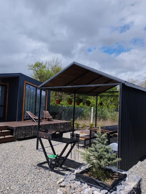 Гостевые домики с бассейном