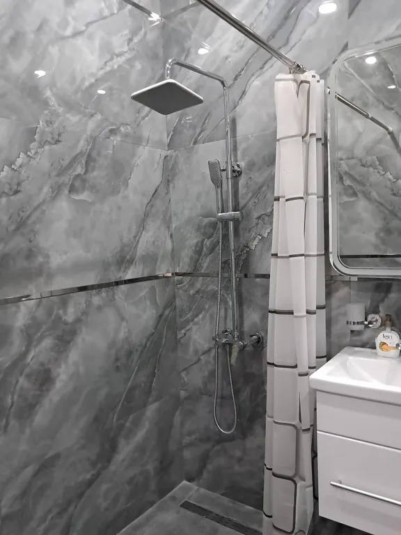 Коттедж Дом в уютном, тихом, озеленёном дворике, есть все необходимое — Махачкала