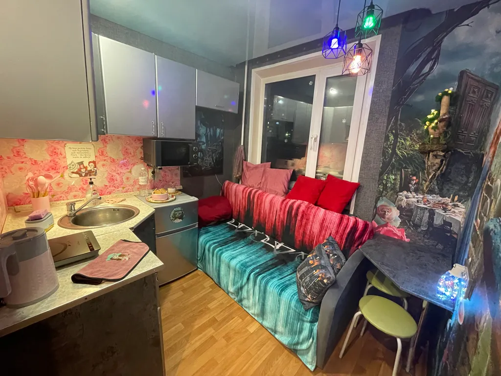 Апартамент Алиса 18+