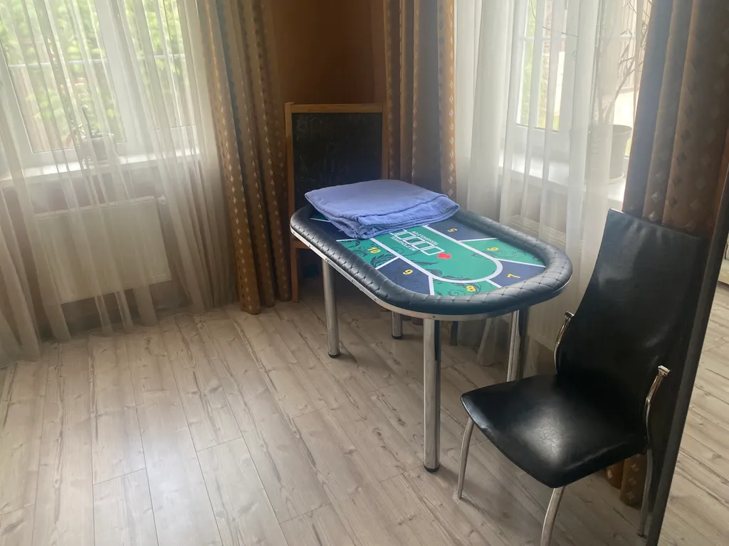 Коттедж с баней на дровах