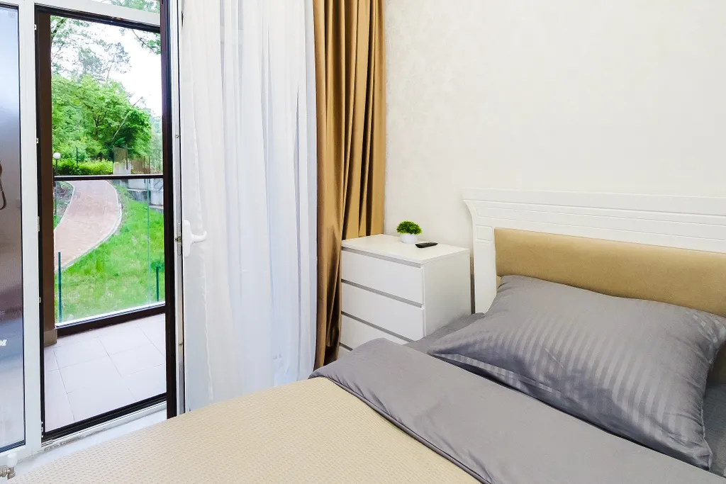 Квартира с видом на зелень и большой лоджией в новом ЖК 800 м от моря