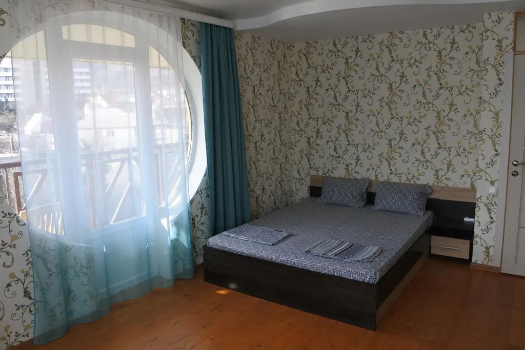 Квартира Квартира Двухкомнатный номер с балконом — Судак