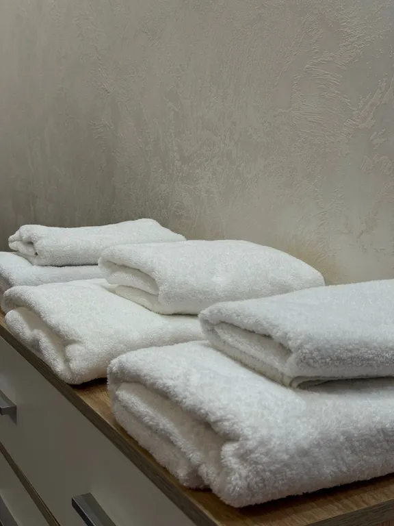 Часть дома с террасой и мангальной зоной на берегу моря