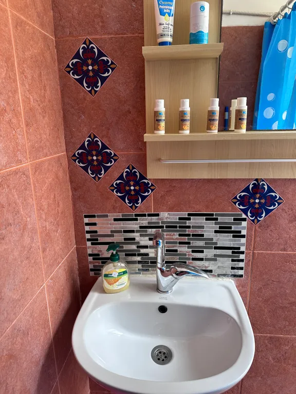 Новая эксклюзивная студия у моря в доме с лифтом