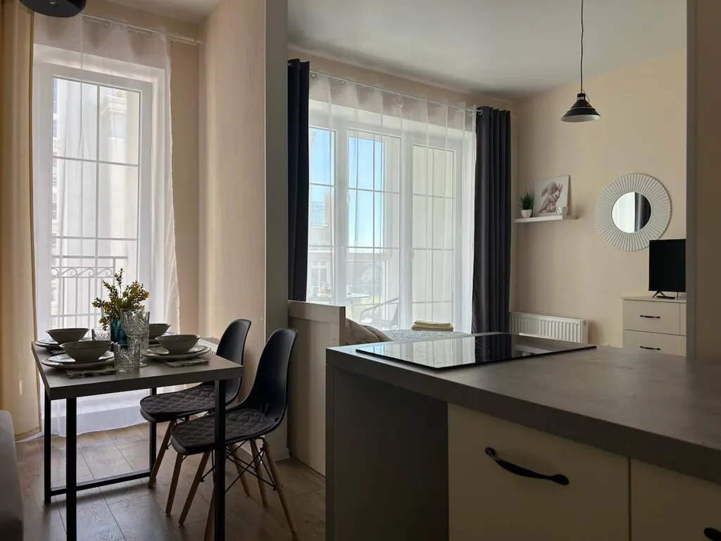 Эксклюзивная студия с двумя балконами и прекрасным видом