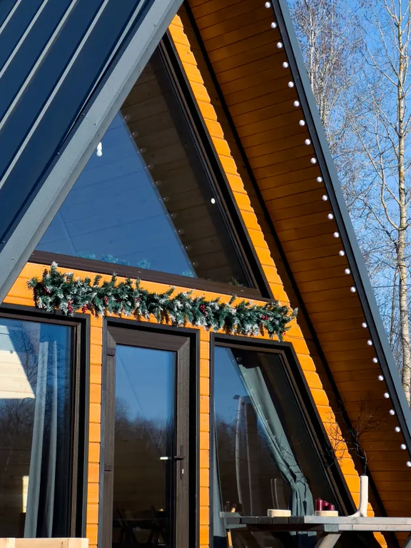 Коттедж Треугольный коттедж на берегу реки Лава — Ручьи