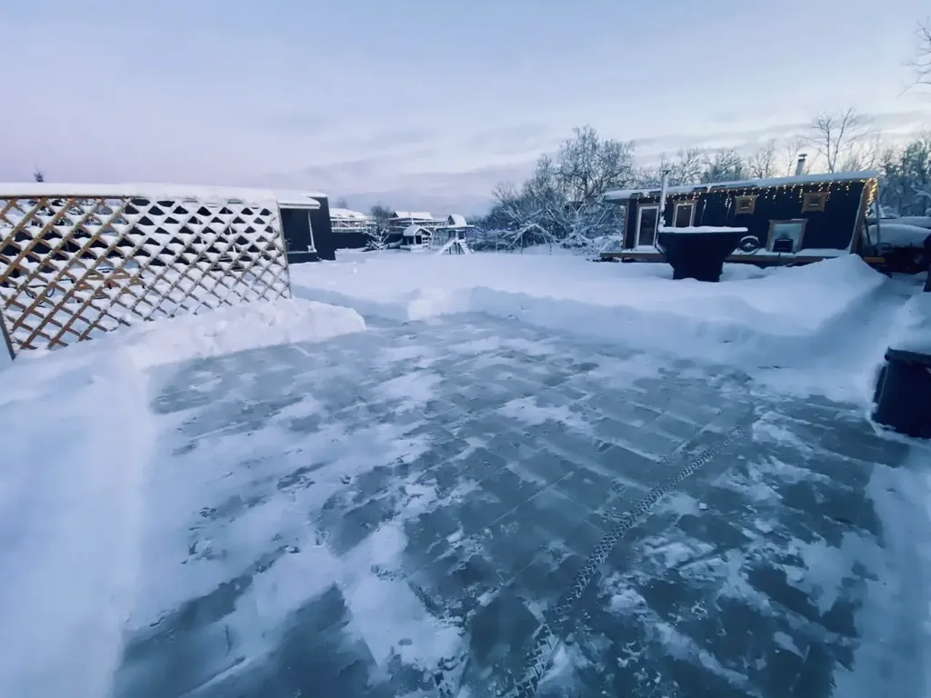 Коттедж Милый домик с баней в тихом местечке близ горнолыжных курортов Сорочаны — Ульянки