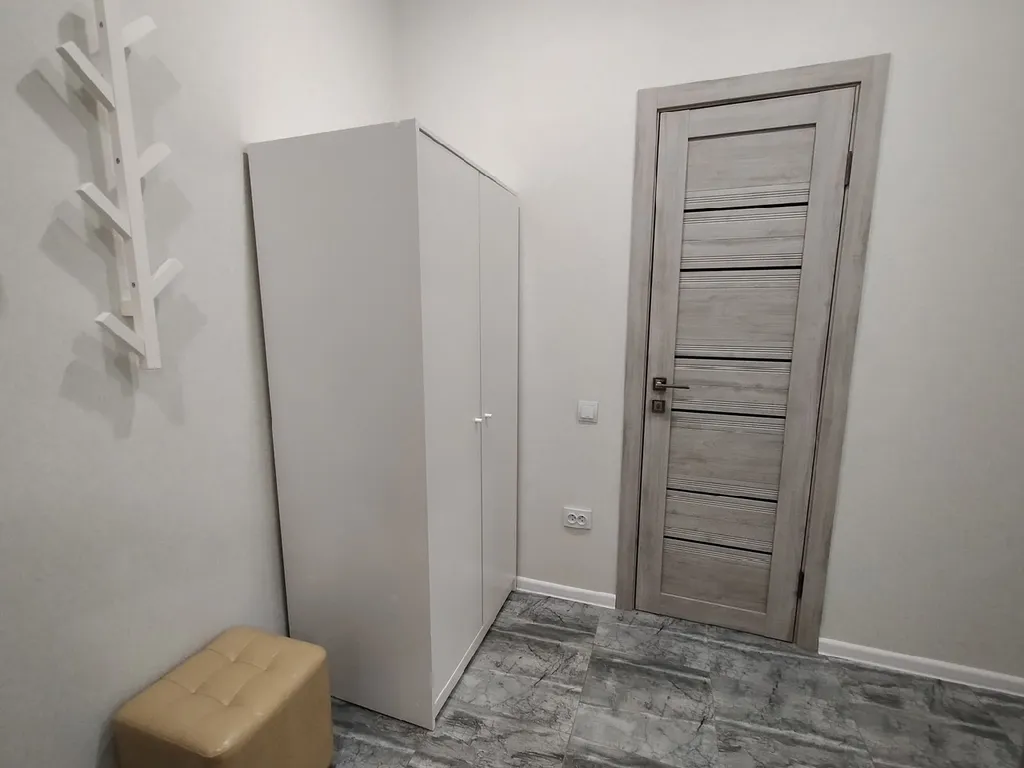 Спутник, 1-комнатная квартира рядом с набережной