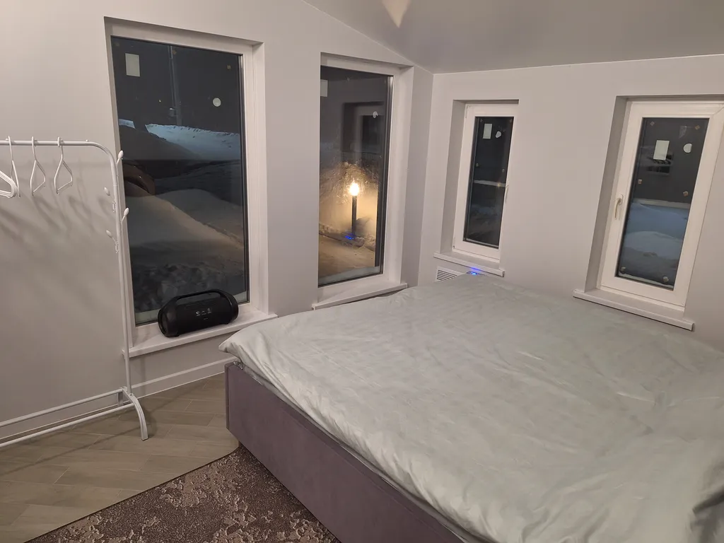 Дом на берегу водохранилища