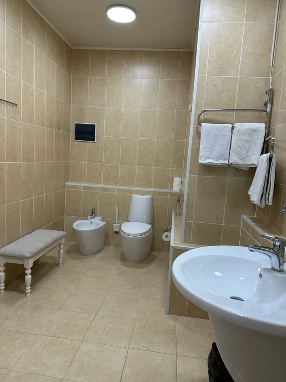 Квартира Квартира Комфортная просторная студия в тихом центре рядом с парком — Новосибирск