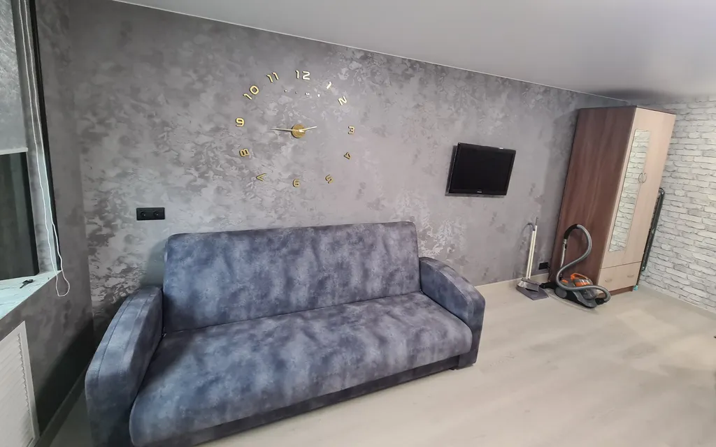 Уютная студия с новым ремонтом в деловом центре города