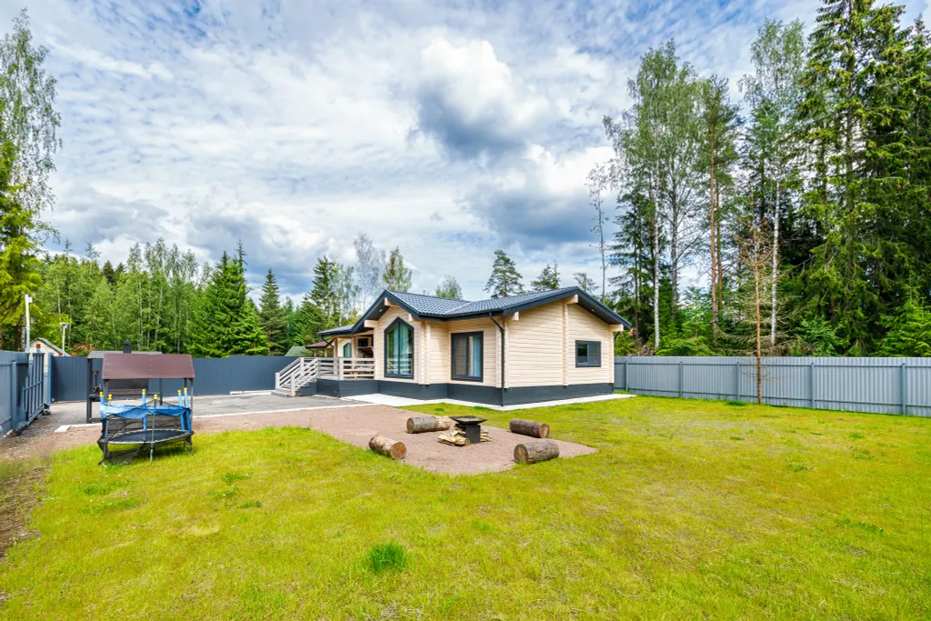 Коттедж Коттедж с 3 спальнями рядом с Охта парком — Сярьги