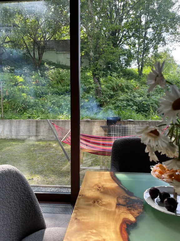 Уютный дом с баней, чаном и видом на горы