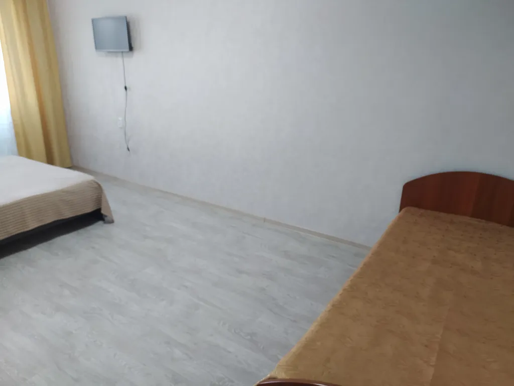 Уютная квартира (15 минут до центра на автобусе)