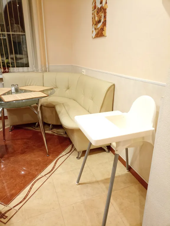 Чистая, уютная двухкомнатная квартира