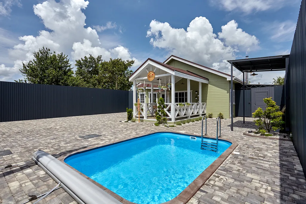 Коттедж Уютный загородный дом с баней на дровах и теплым бассейном — аренда посуточно в Адыгейск