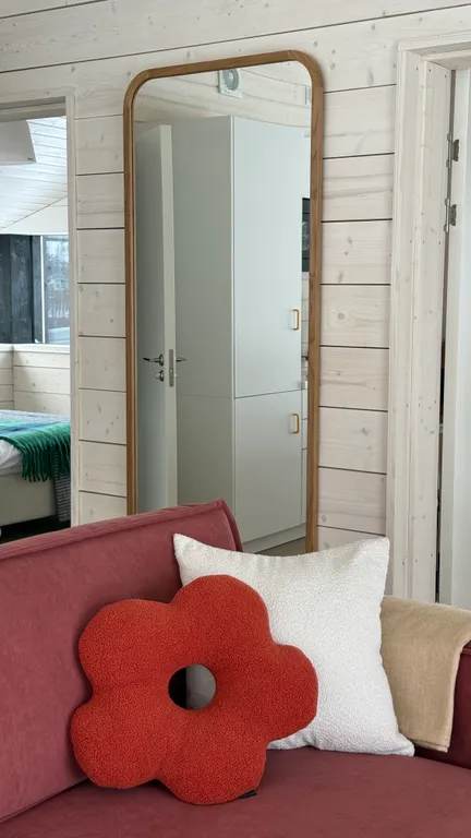 Большой новый дом с сауной и камином в элитном поселке