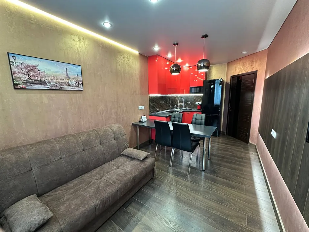 Евродвушка с лоджией с видом на Дон