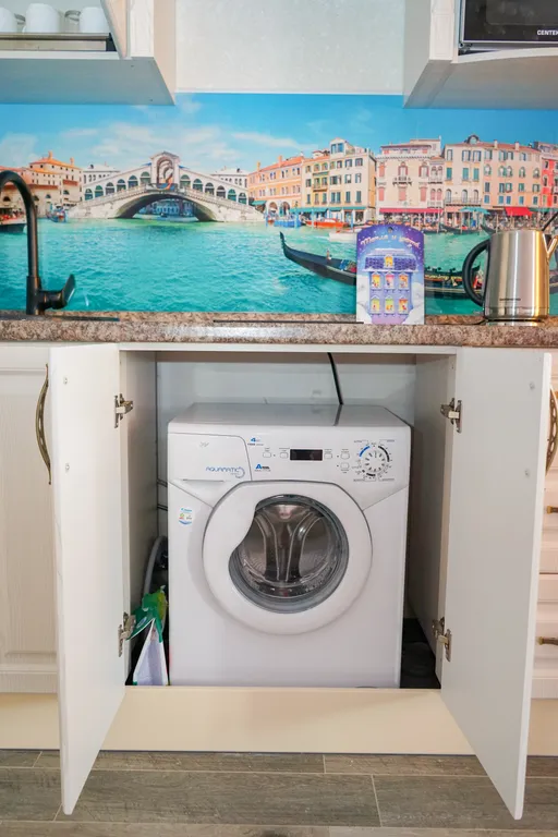 В гостях у бегемота