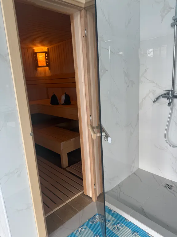 Место под соснами