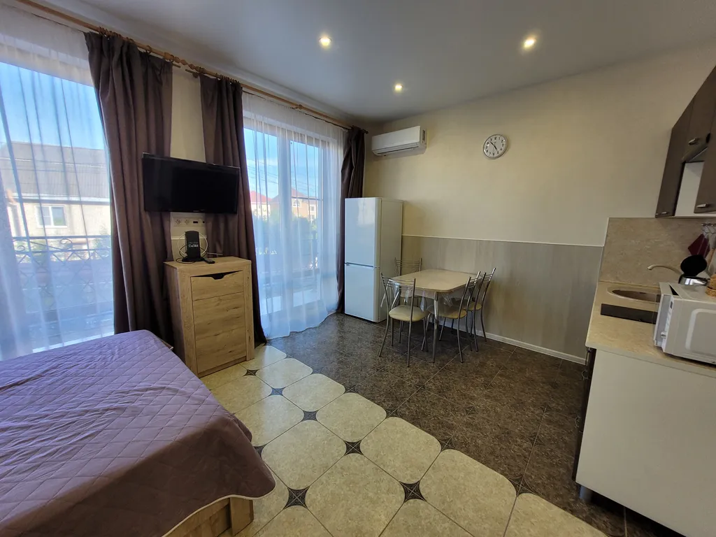 Квартира Квартира Студия с балконом — Сириус