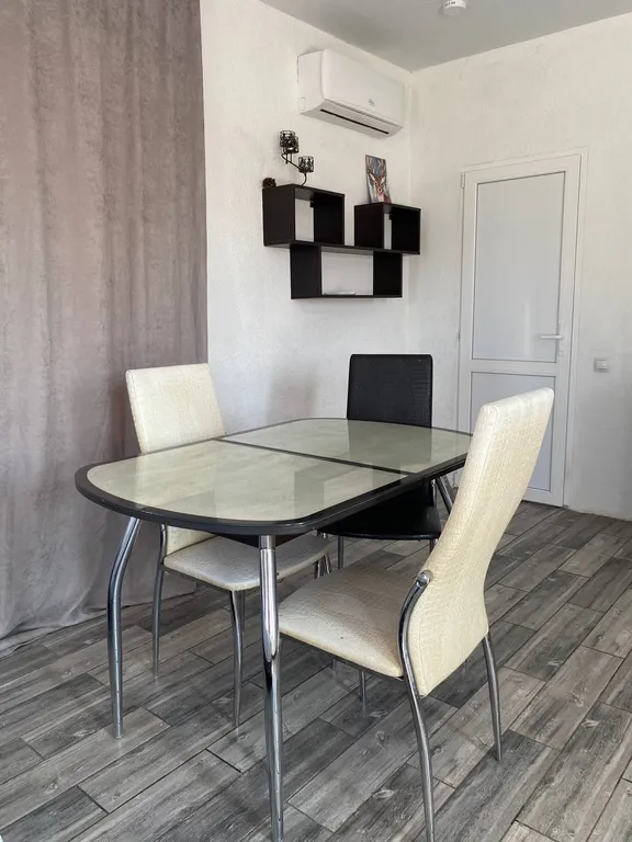 Гостевой четырехместный домик в Орловке