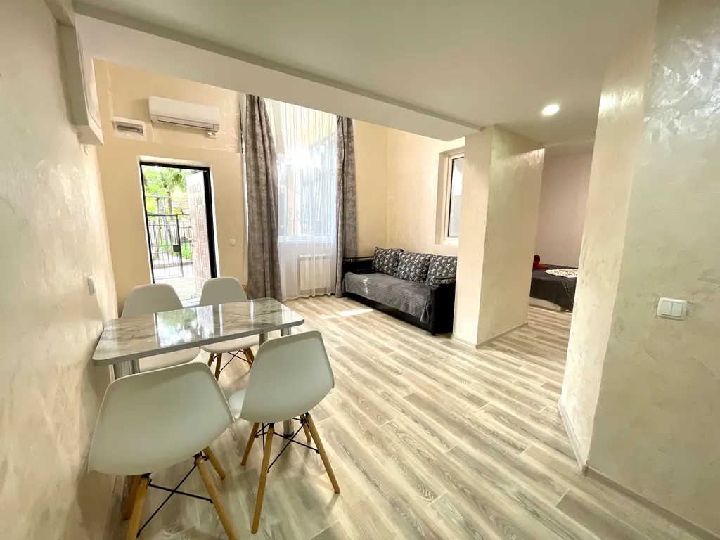 Коттедж Коттедж Апартаменты Paradis на набережной — Ялта