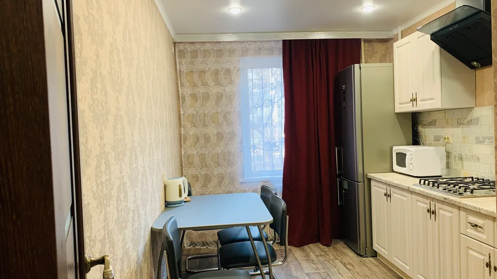 Квартира с отличной транспортной развязкой у дома