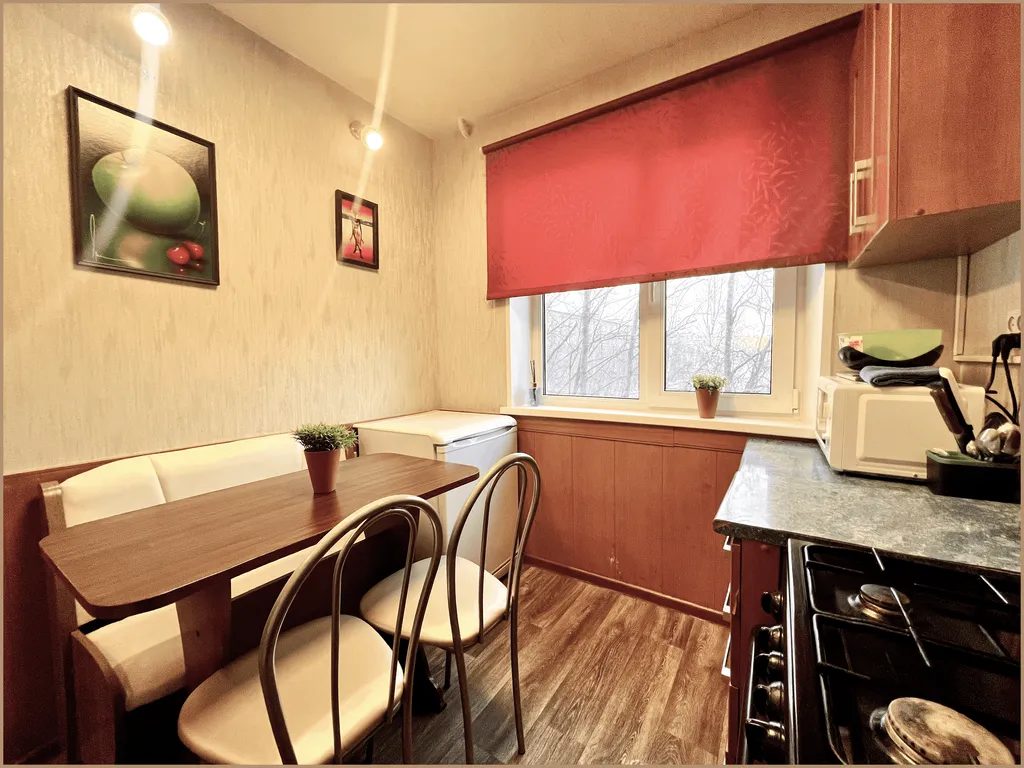 АПАРТЫ 51 в центре "Арктический уют" на Книповича, 34