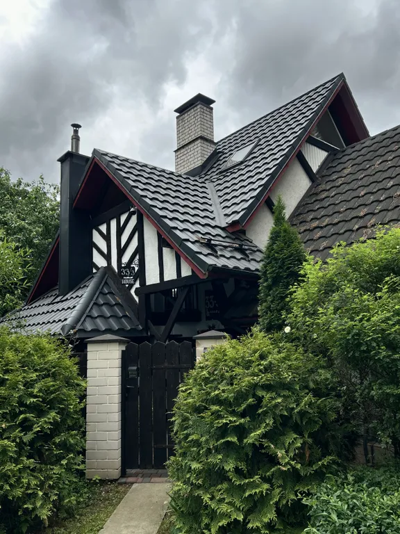 Двухуровневые апартаменты 33/3 house с камином и мангалом