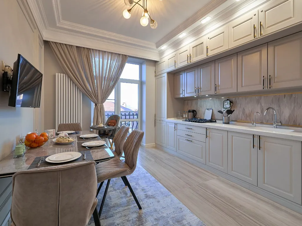 Красивая 2-комнатная квартира рядом с парком