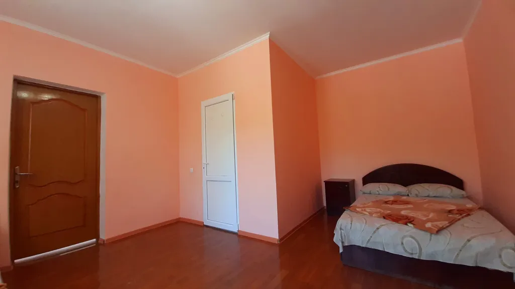 "Номер улучшенный с видом на горы"