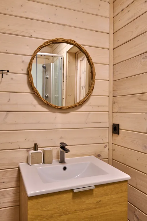 Афрейм дача у леса