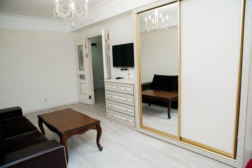 Квартира Квартира Анти-Отель на 3чел. 1комн.кв. 1этаж, код-81 — Махачкала