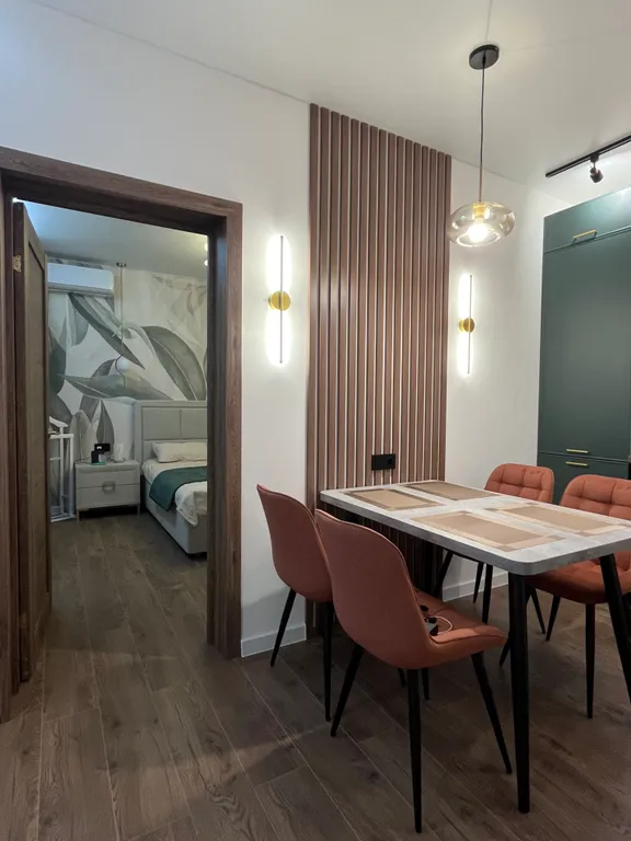 President lux с камином- однокомнатные апартаменты в центре города