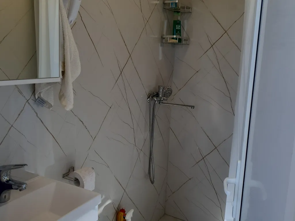 Новый, отдельно стоящий домик