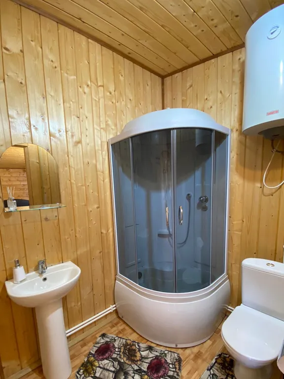 Номер у реки Дах с видом на горы