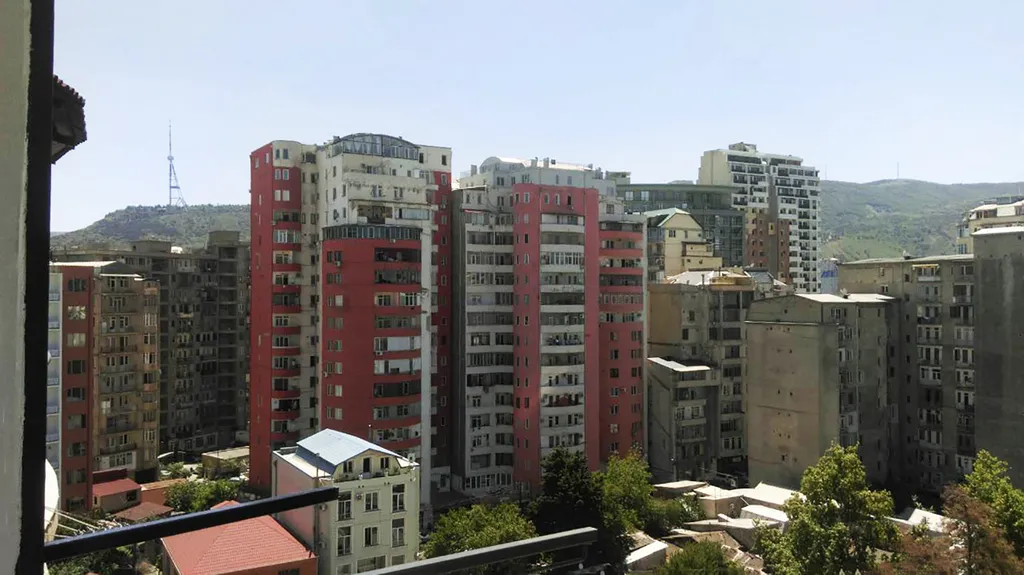 Солнечная квартира-студия с прекрасным видом в центре